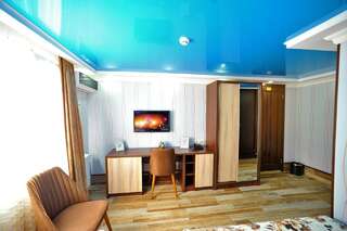 Отель Hotel Park Батуми Семейный номер-2